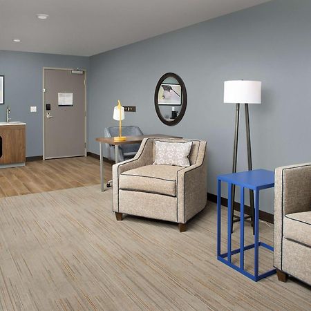 Hampton Inn Warroad, Mn Exterior foto